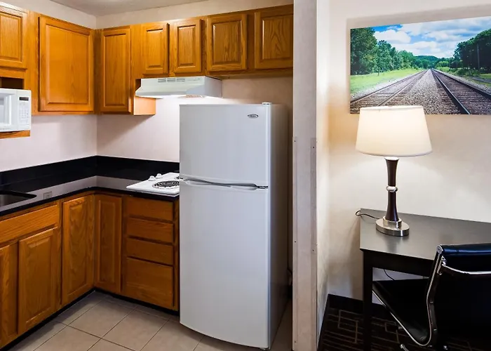 Western Airport Hotel 3*