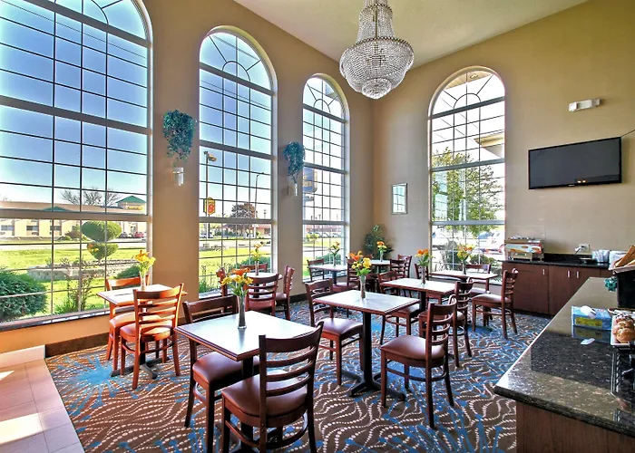 Western Airport Hotel 3*