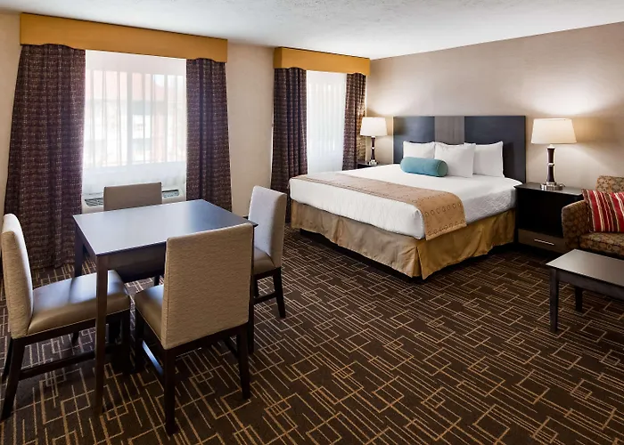 Western Airport Hotel 3*