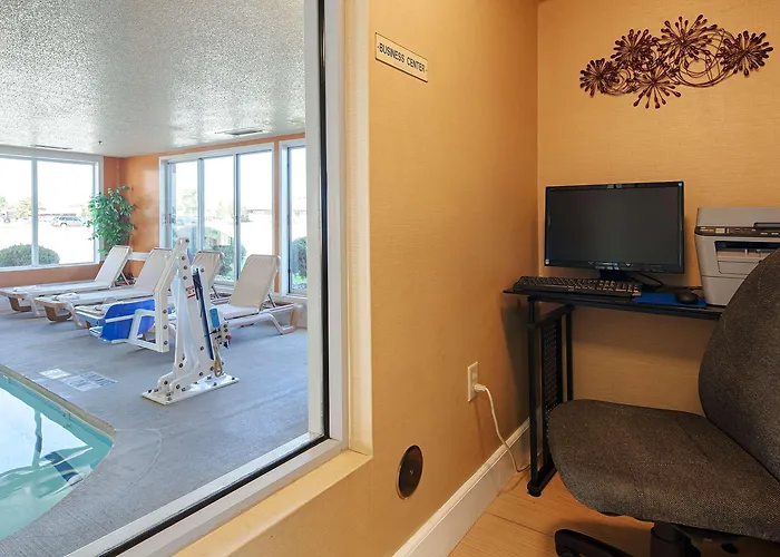Western Airport Hotel 3*