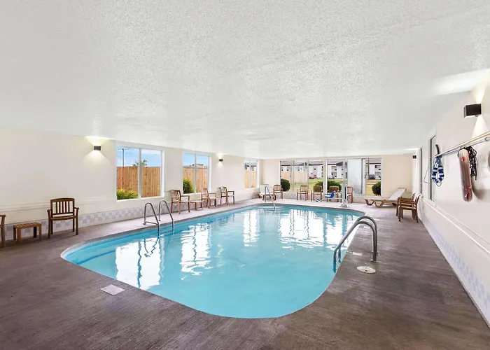 Hotel Western Airport Moline