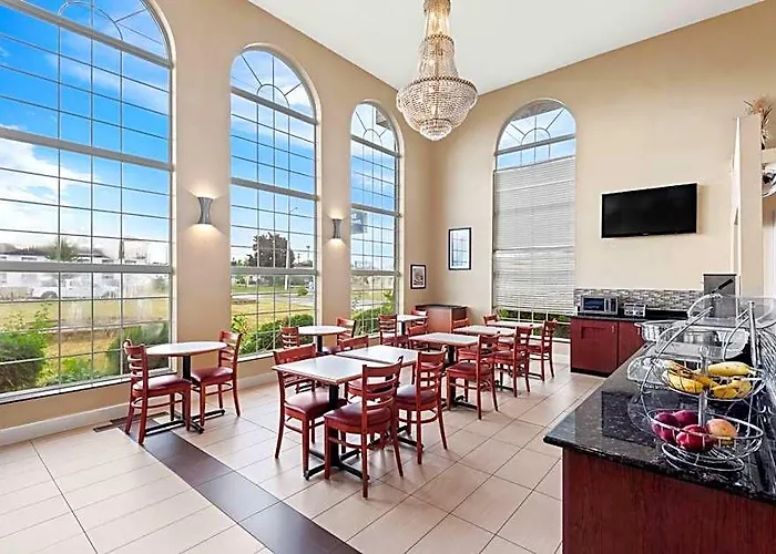Hotel Western Airport