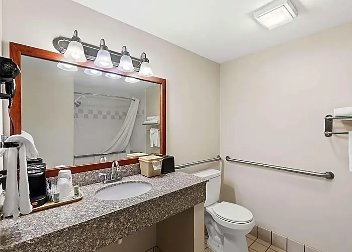 Western Airport Hotel 3*
