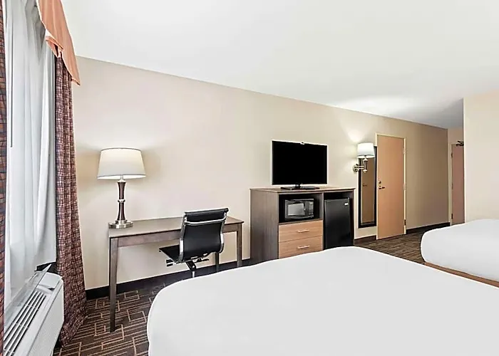 Hotel Western Airport