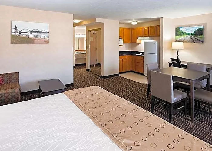 Western Airport Hotel Moline