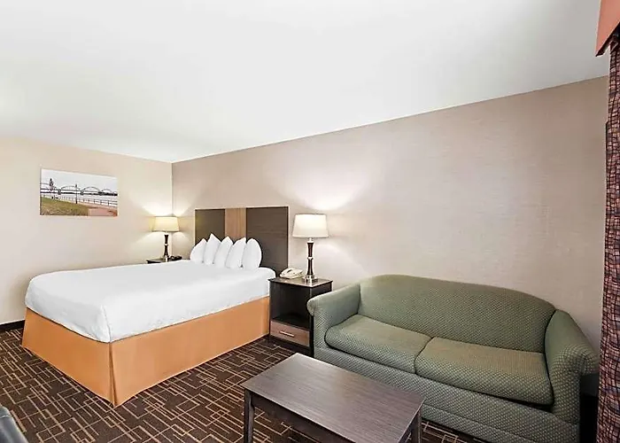 Western Airport Hotel